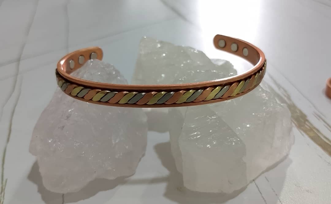 Copper, Steel & Brass Bracelet – Strength, Energy & Protection in Harmony